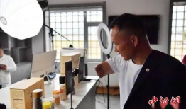 致91岁双胞胎直播笔记,跨越世纪的云端对话